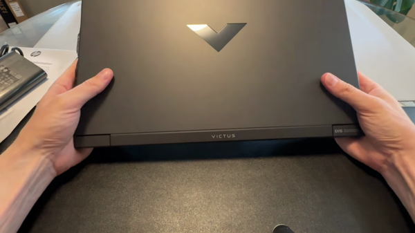 Hp victus 2023 gaming laptop 1
