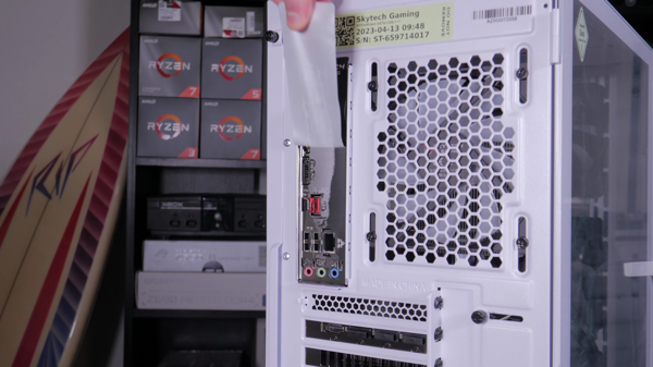 Skytech shiva ii gaming pc white 1
