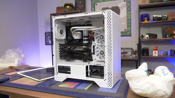 Thermaltake lcgs i460 gaming desktop 1
